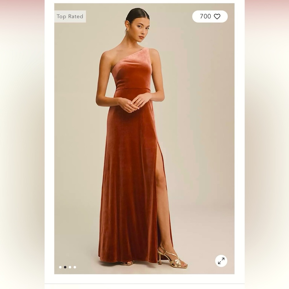 Woman’s Formal One Shoulder Velvet Dress